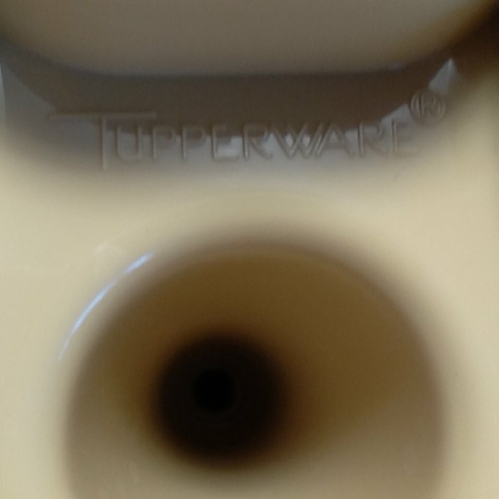 Tupperware condiment set - Picture 5 of 6
